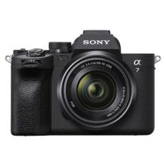 Sony | ILCE7M4K | Mirrorless Camera Body + 28-70mm Lens + Free 80GB Card